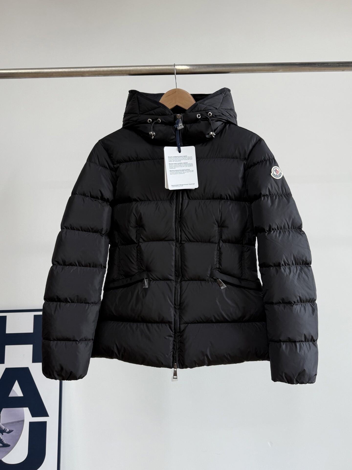 Avoce Jacket