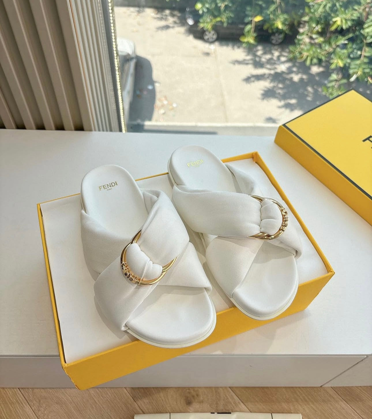 Feel Sandals