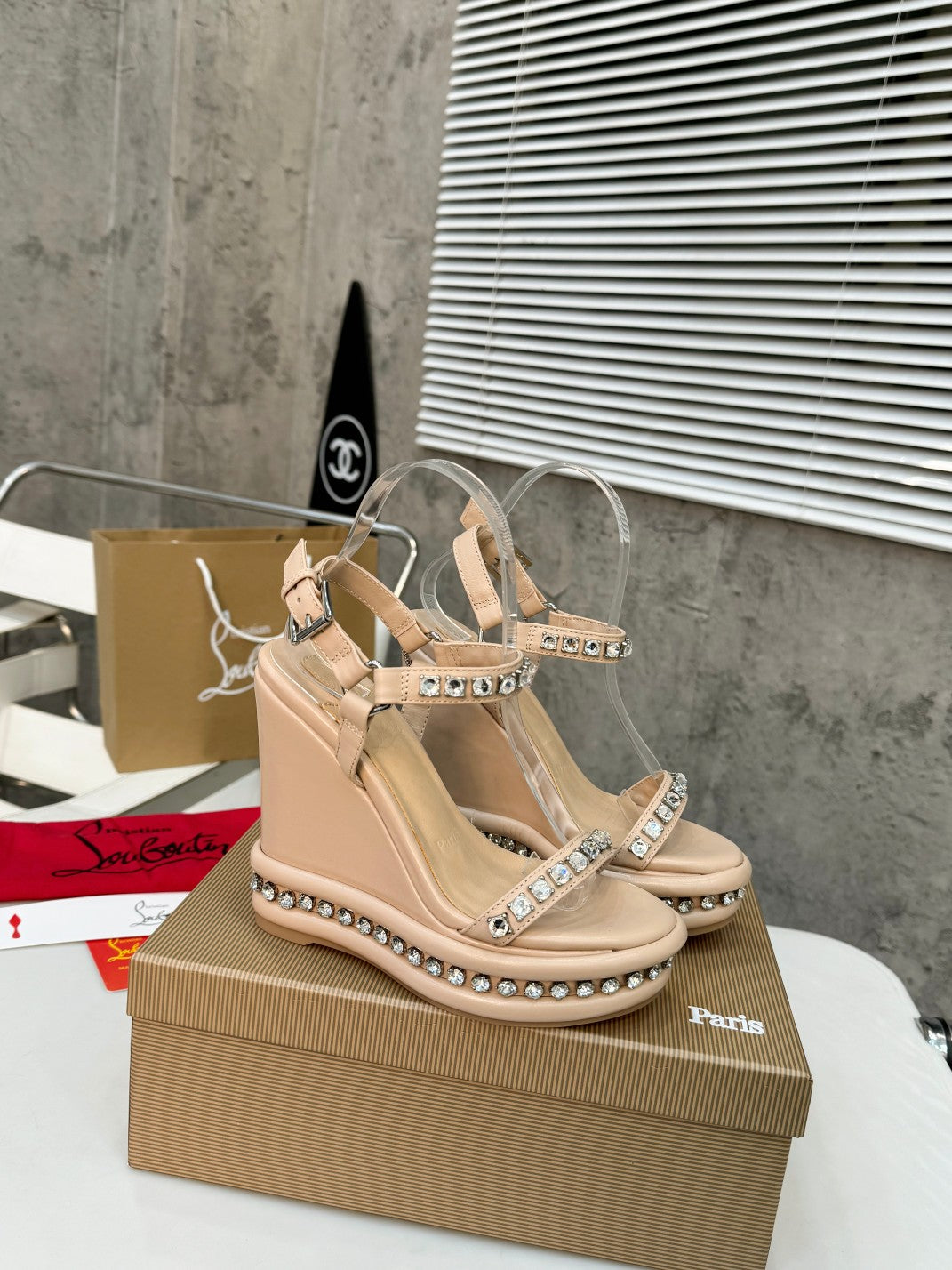 Stud Wedges