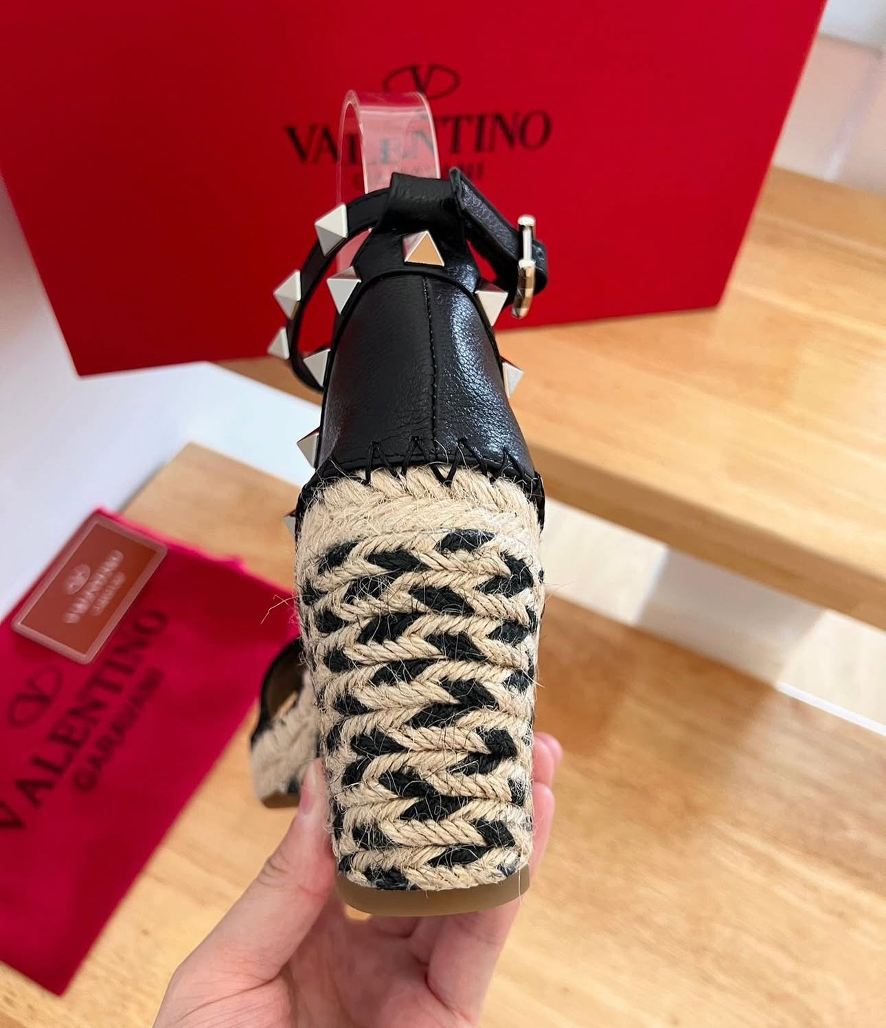 Rockstud Wedges
