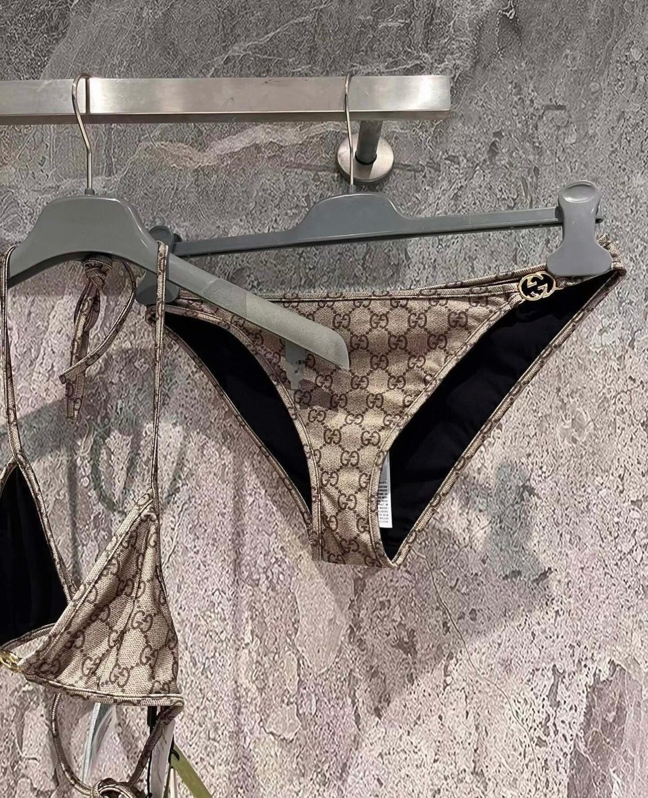GG Bikini