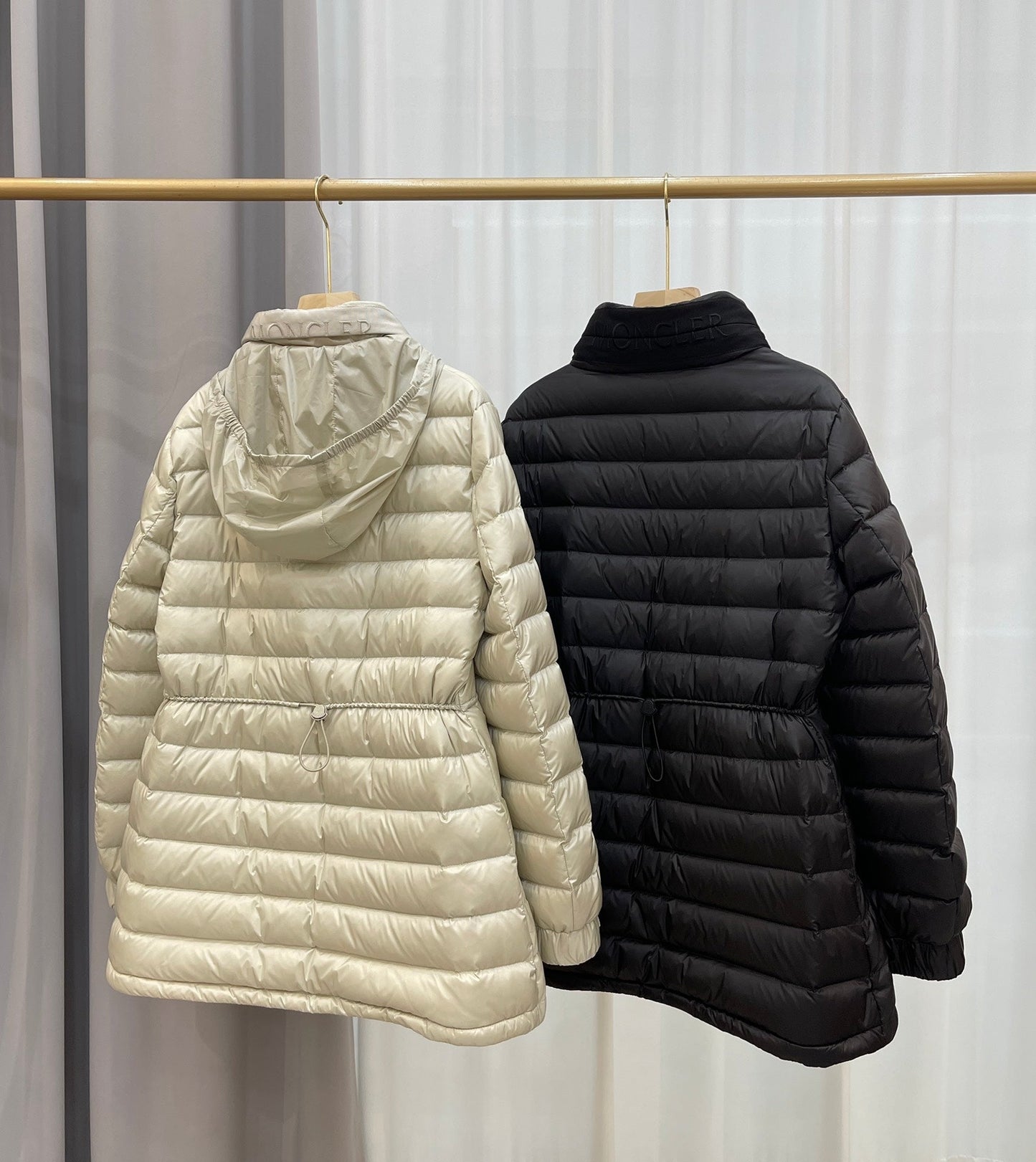 Logo Coat