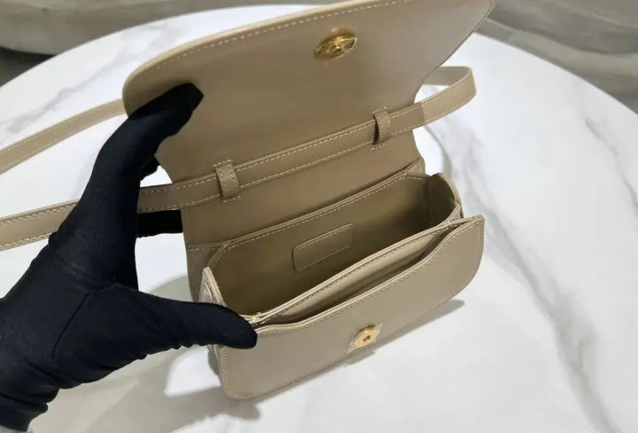 Avenue Top Handle