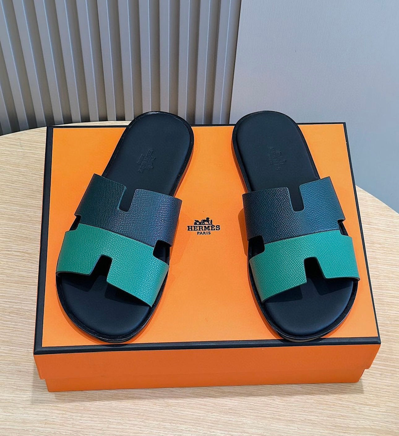 Izmir Sandals