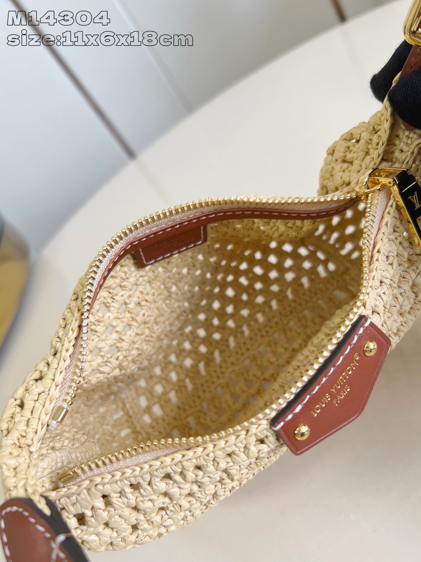 Hills Pochette