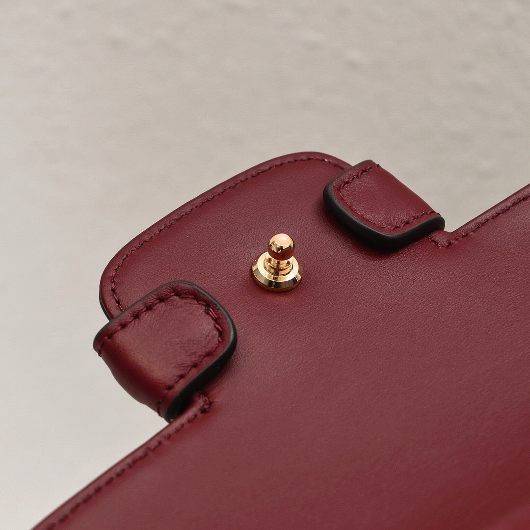 1955 Horsebit Top Handle
