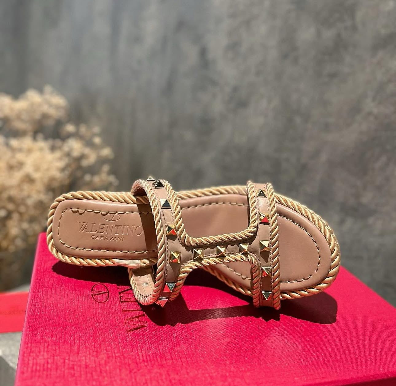 Rockstud Wedges