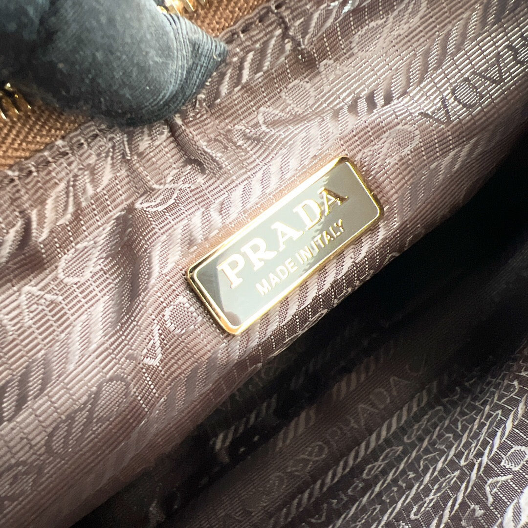 Re Edition Chain Bag