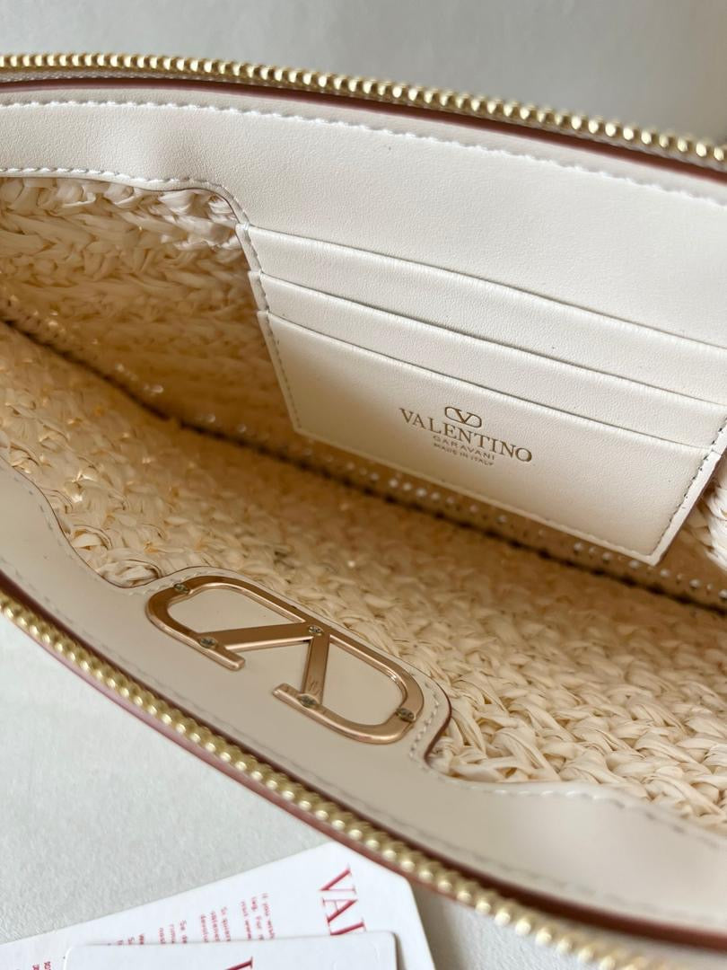 Raffia Clutch