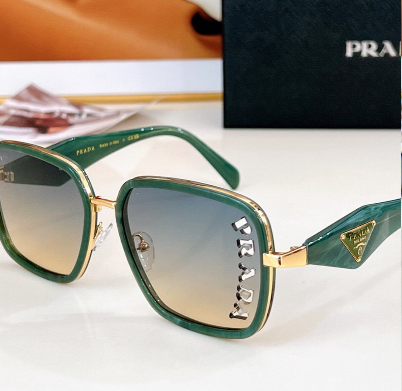 Logo Sunglasse