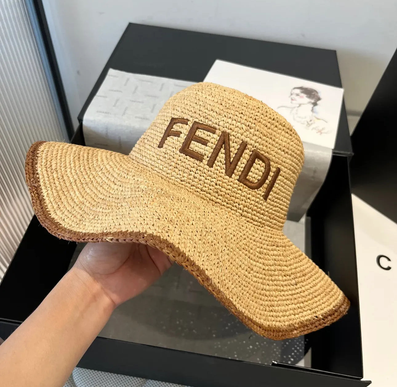Logo Hat