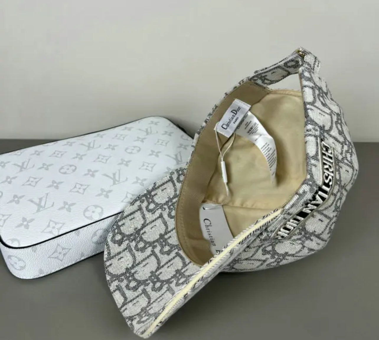Oblique Cap