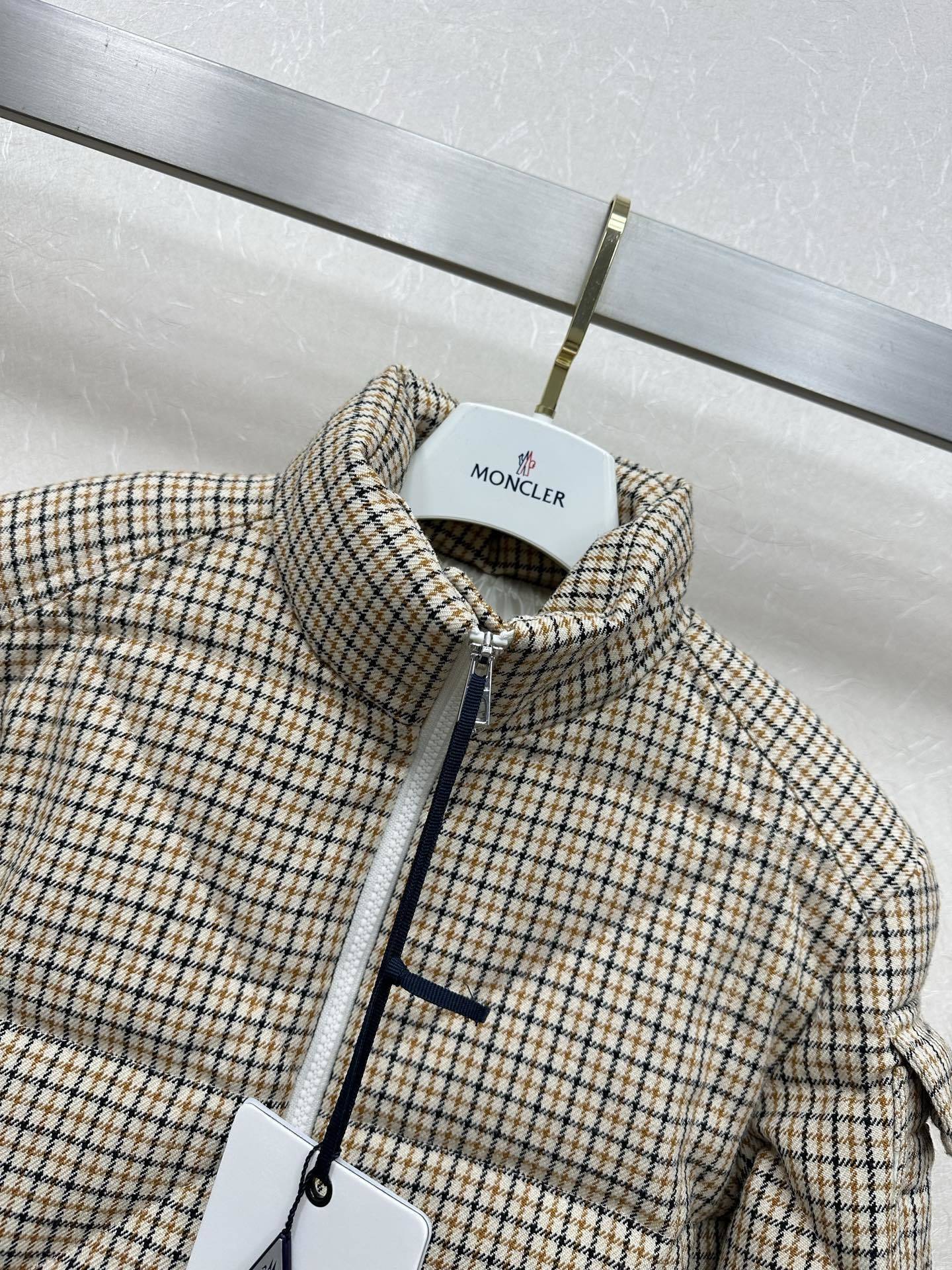 Keris Jacket