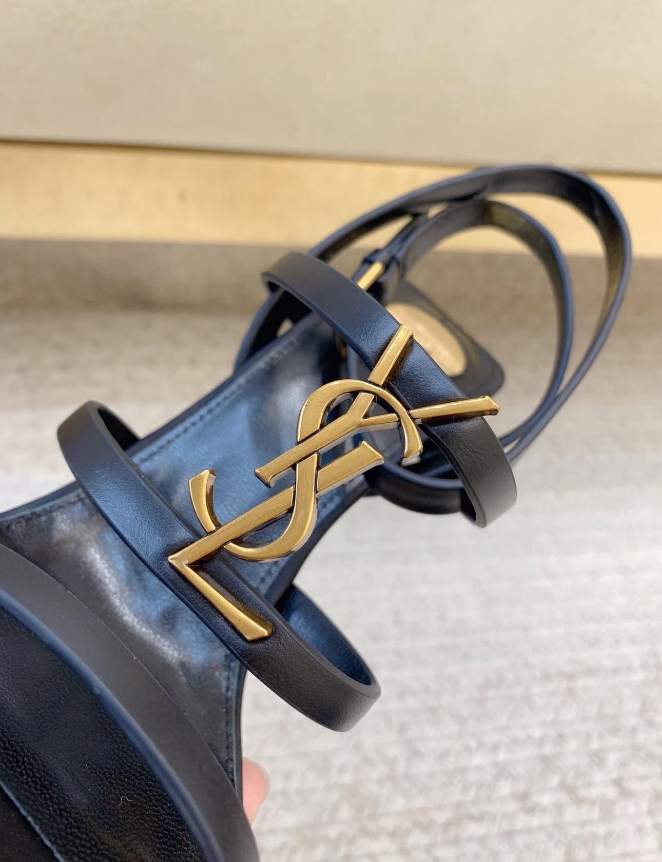 Cassandra Wedges
