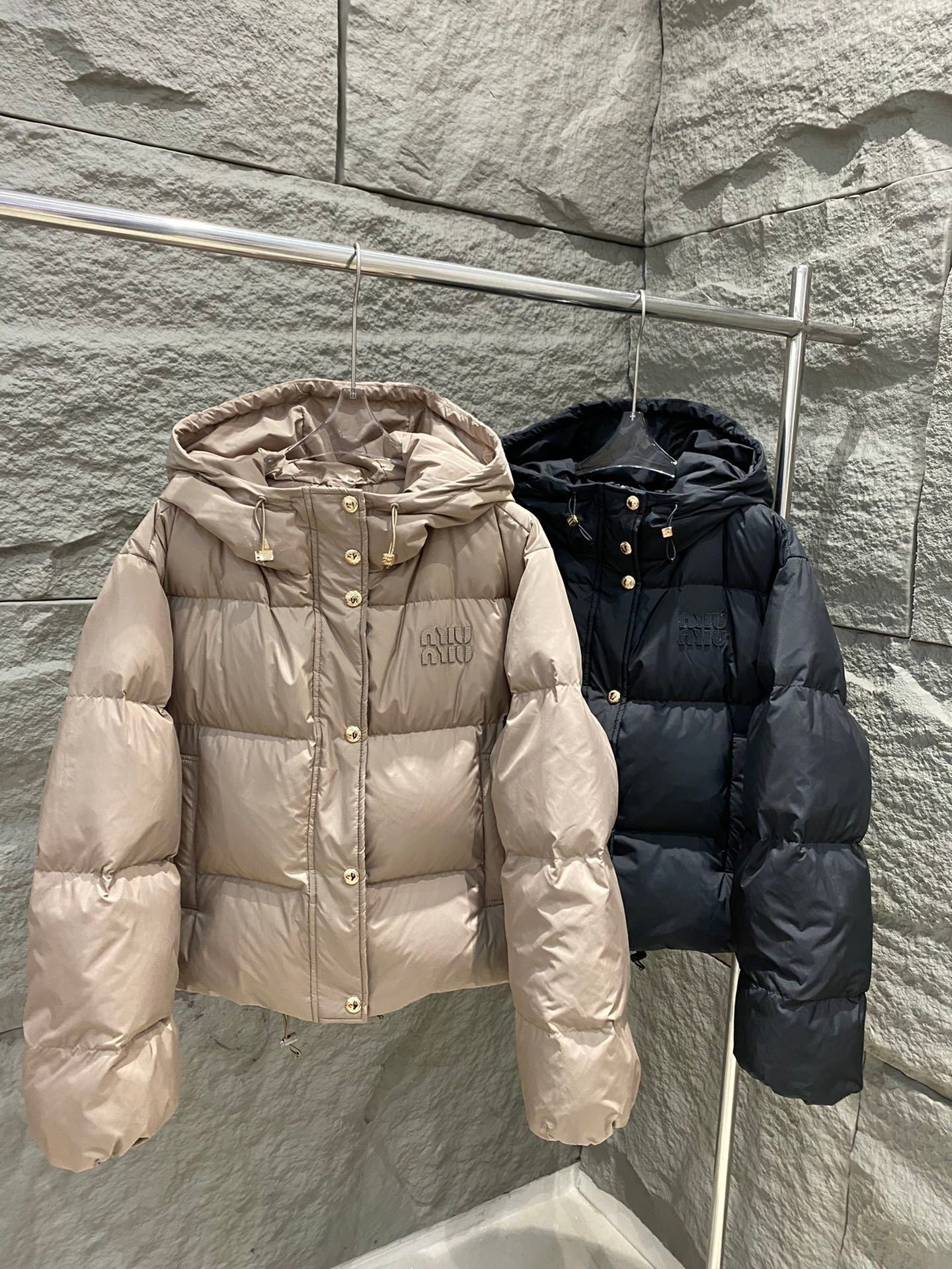 Logo Jacket