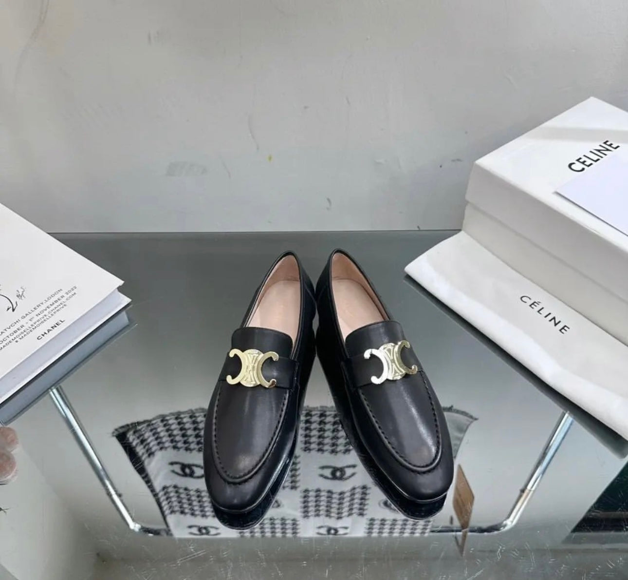 Triomphe Loafers