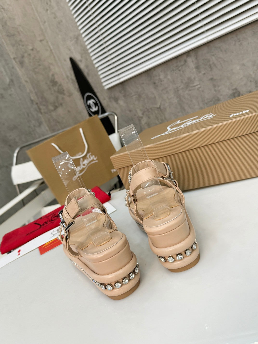 Stud Wedges