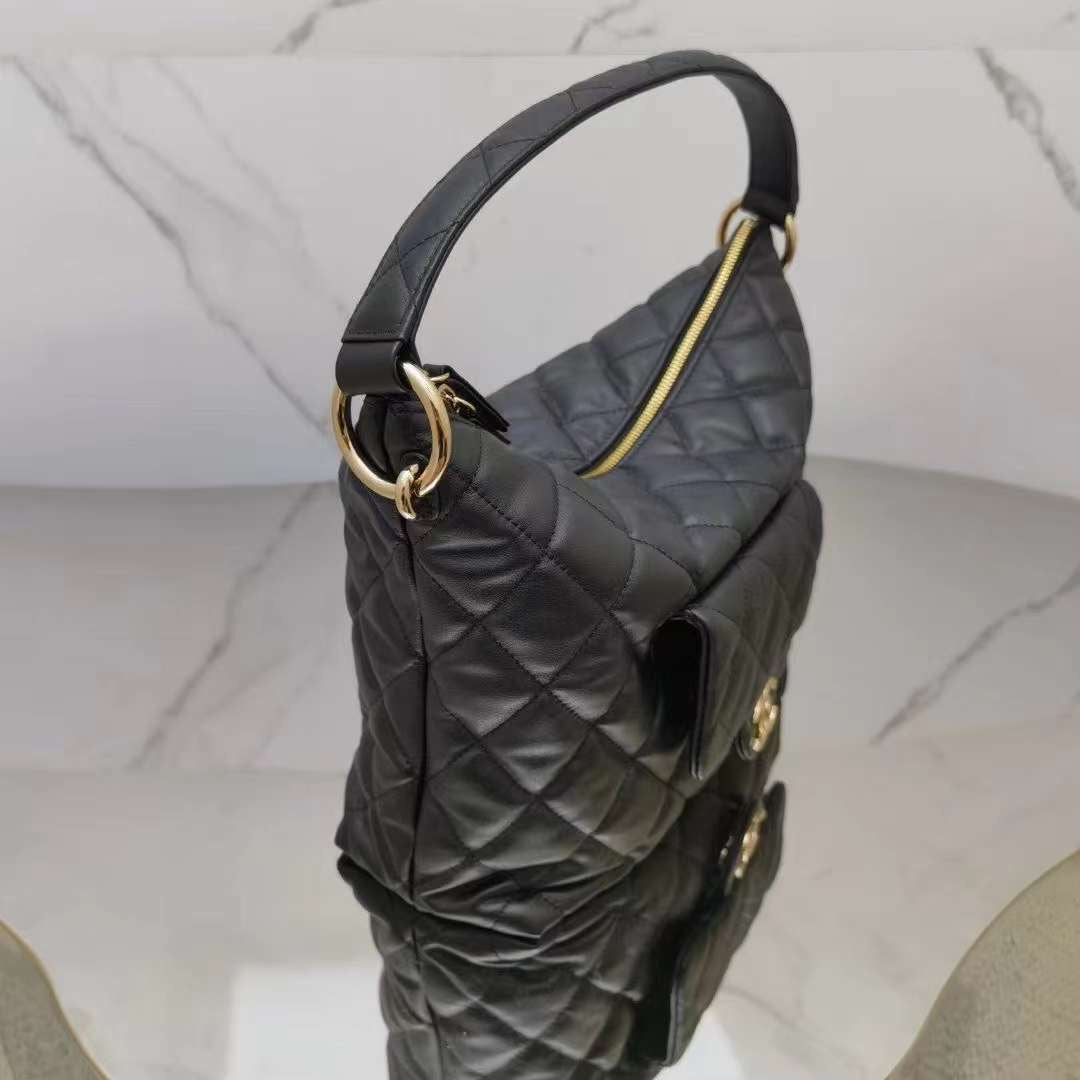 CC Maxi Hobo