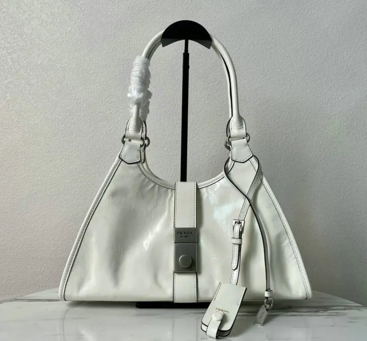 Medium Leather Tote