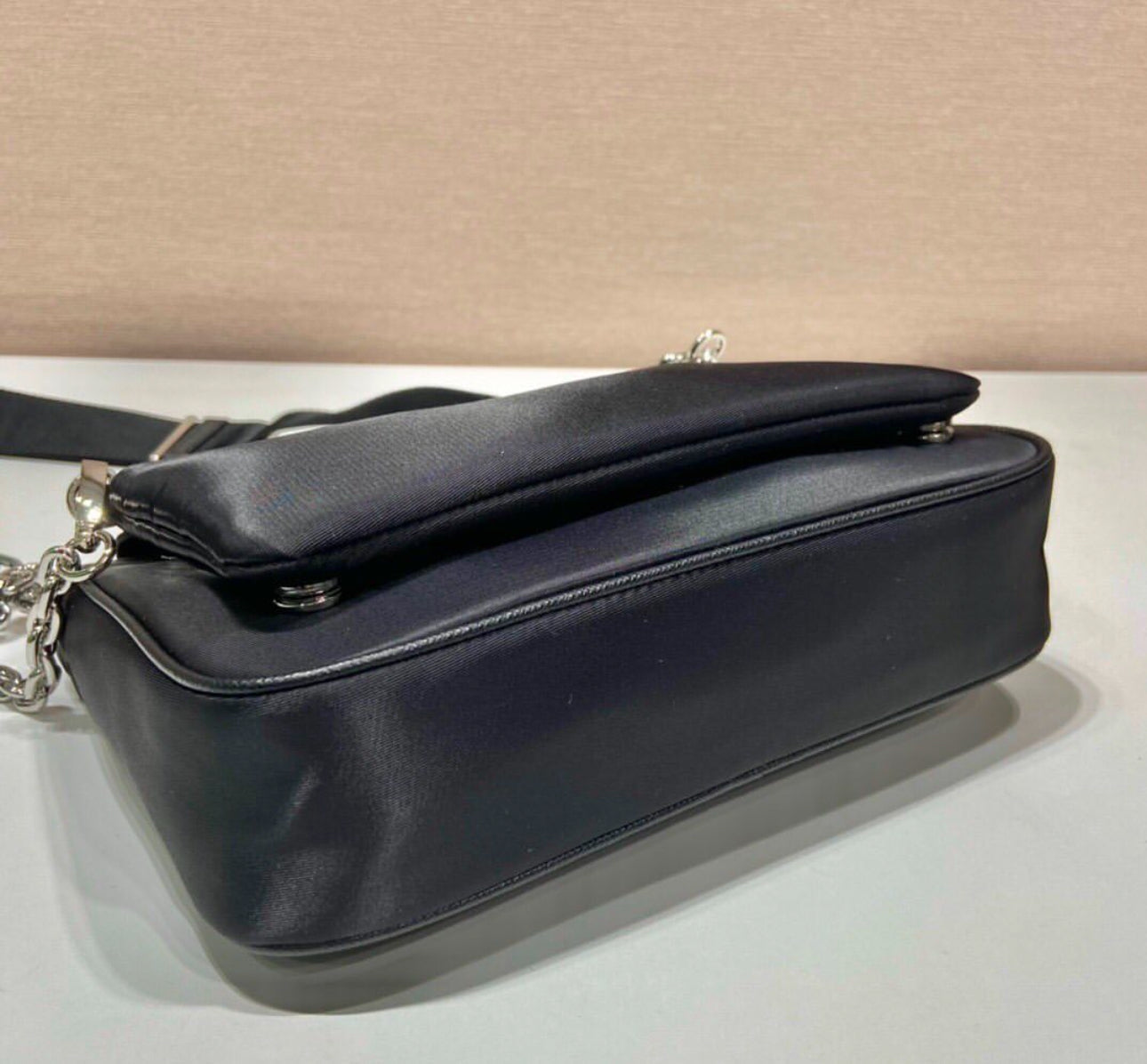 Re Nylon Shoulder Bag