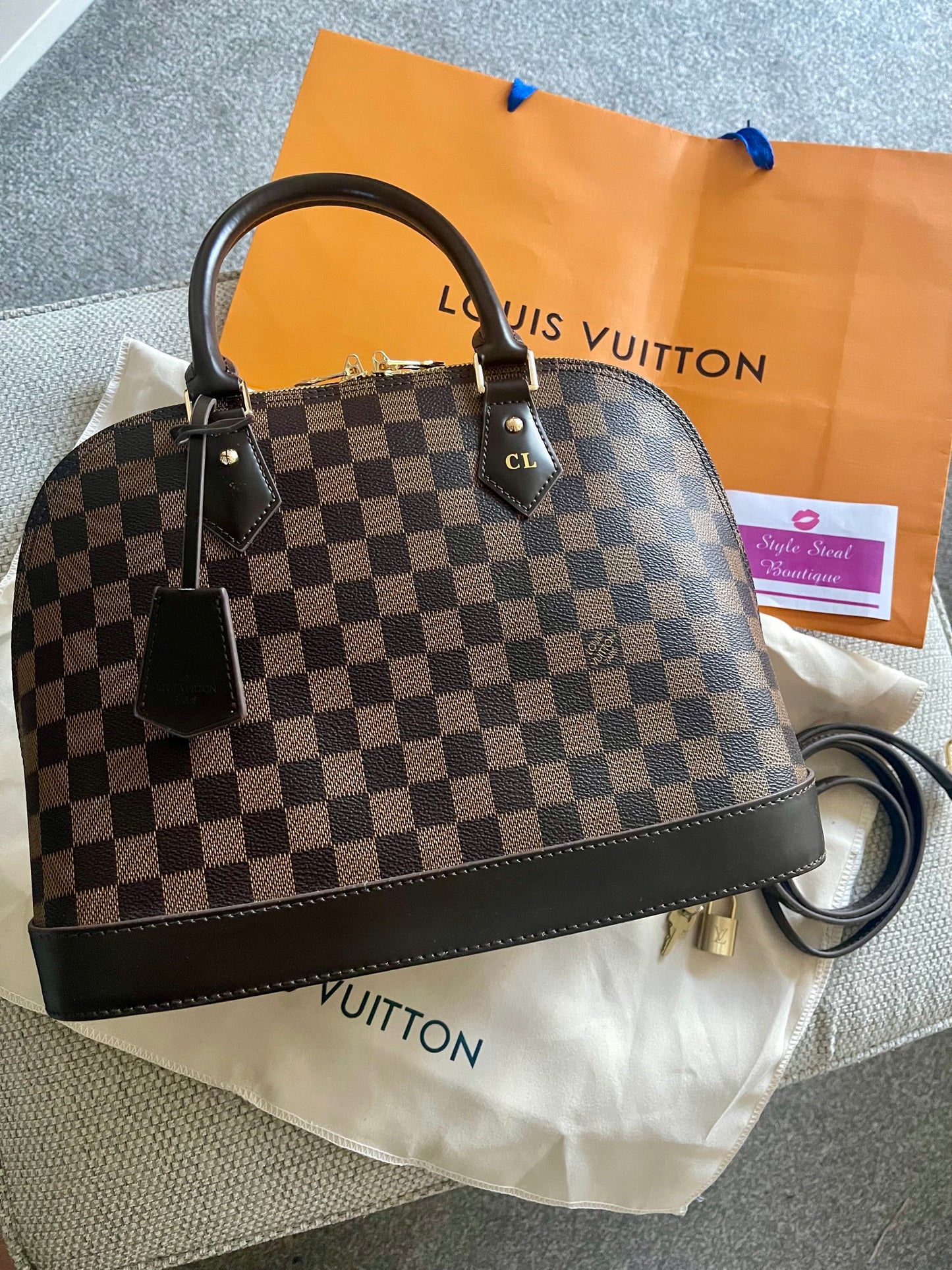 Alma Damier Ebene
