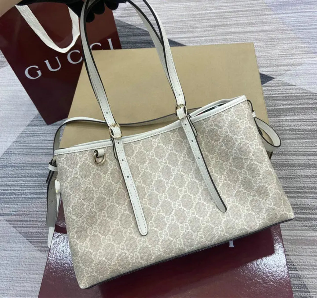 GG Shopping Bag