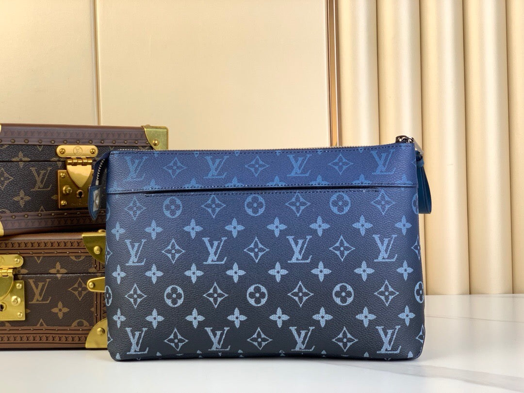 Souple Pouch