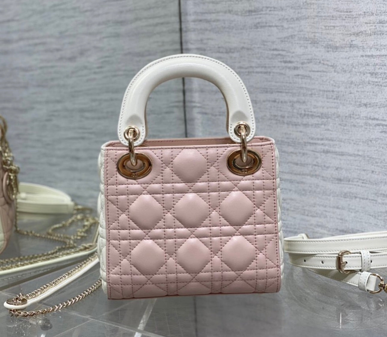 Lady D Mini