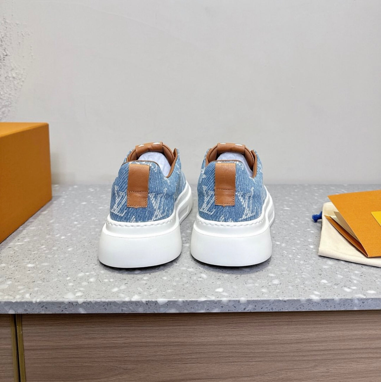 Logo Trainers