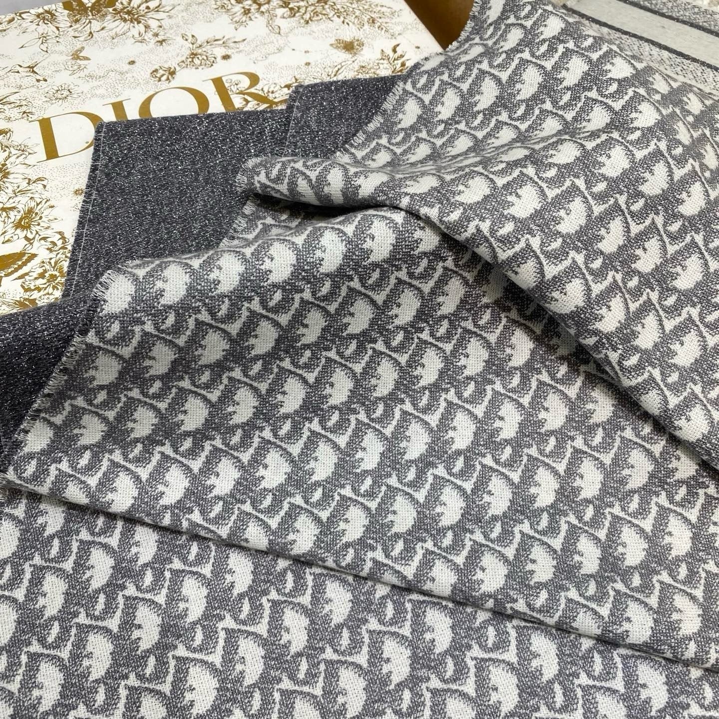 Cashmere Scarf
