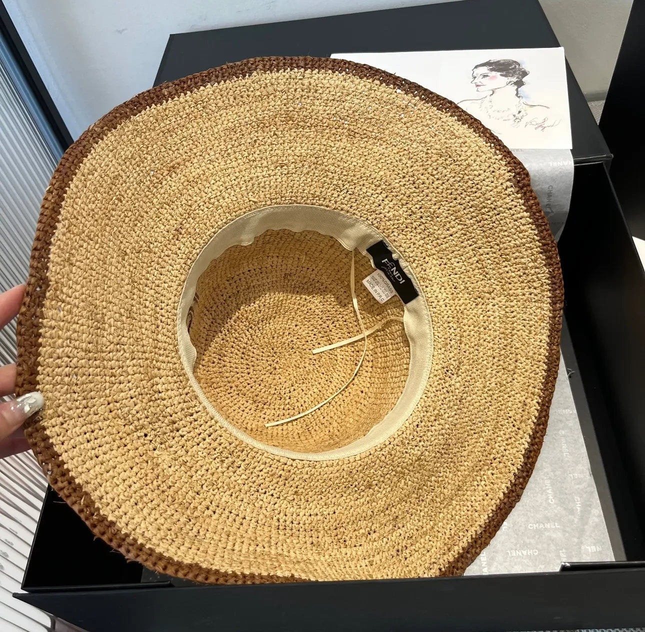 Logo Hat