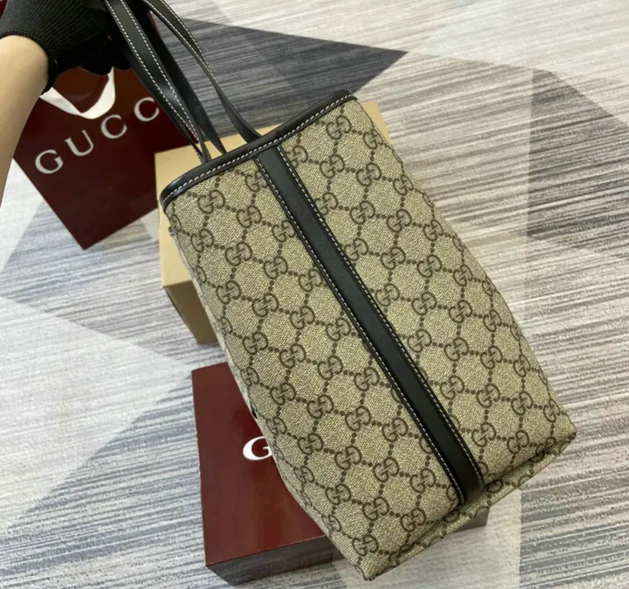 GG Shopping Bag