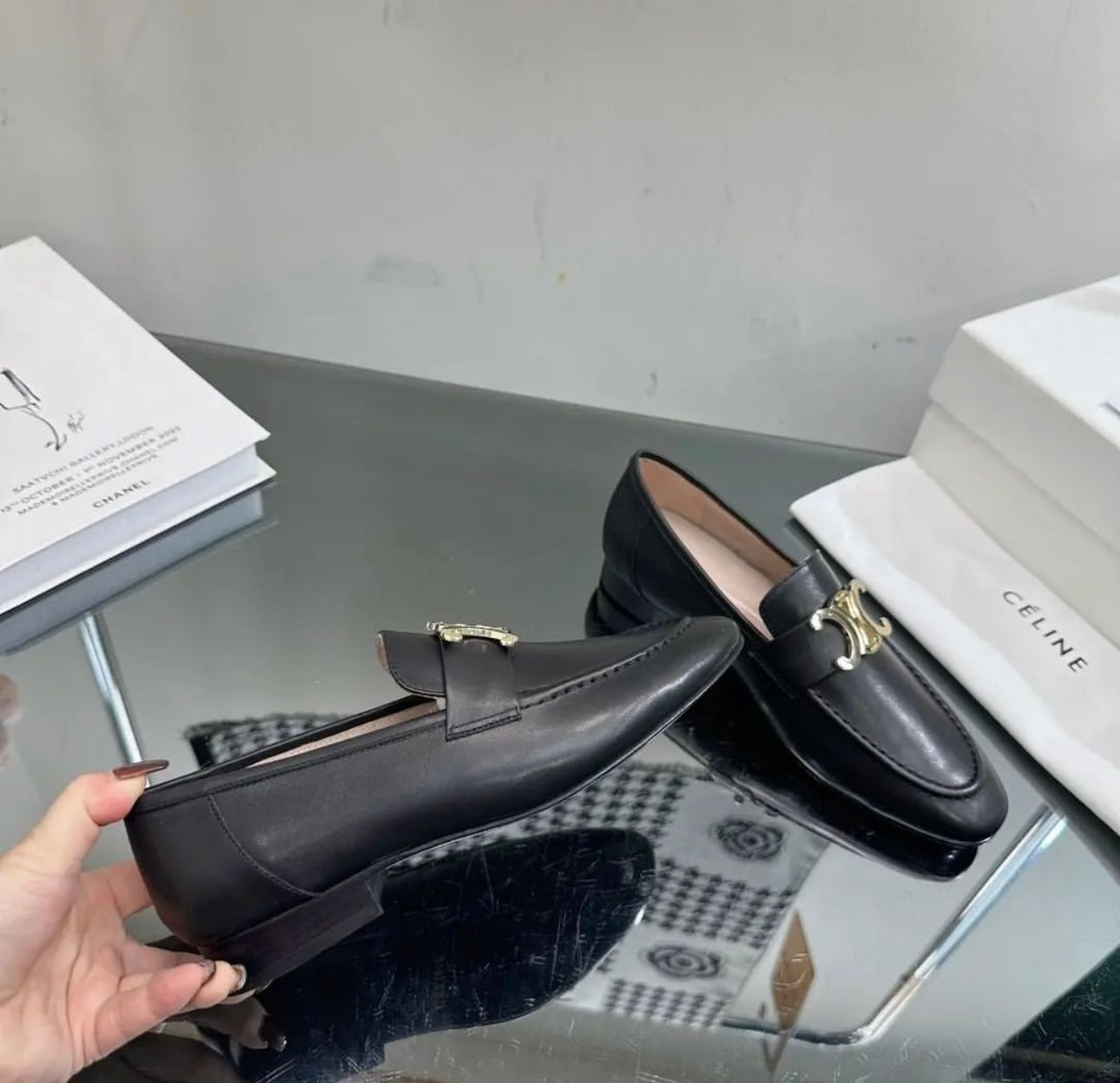 Triomphe Loafers