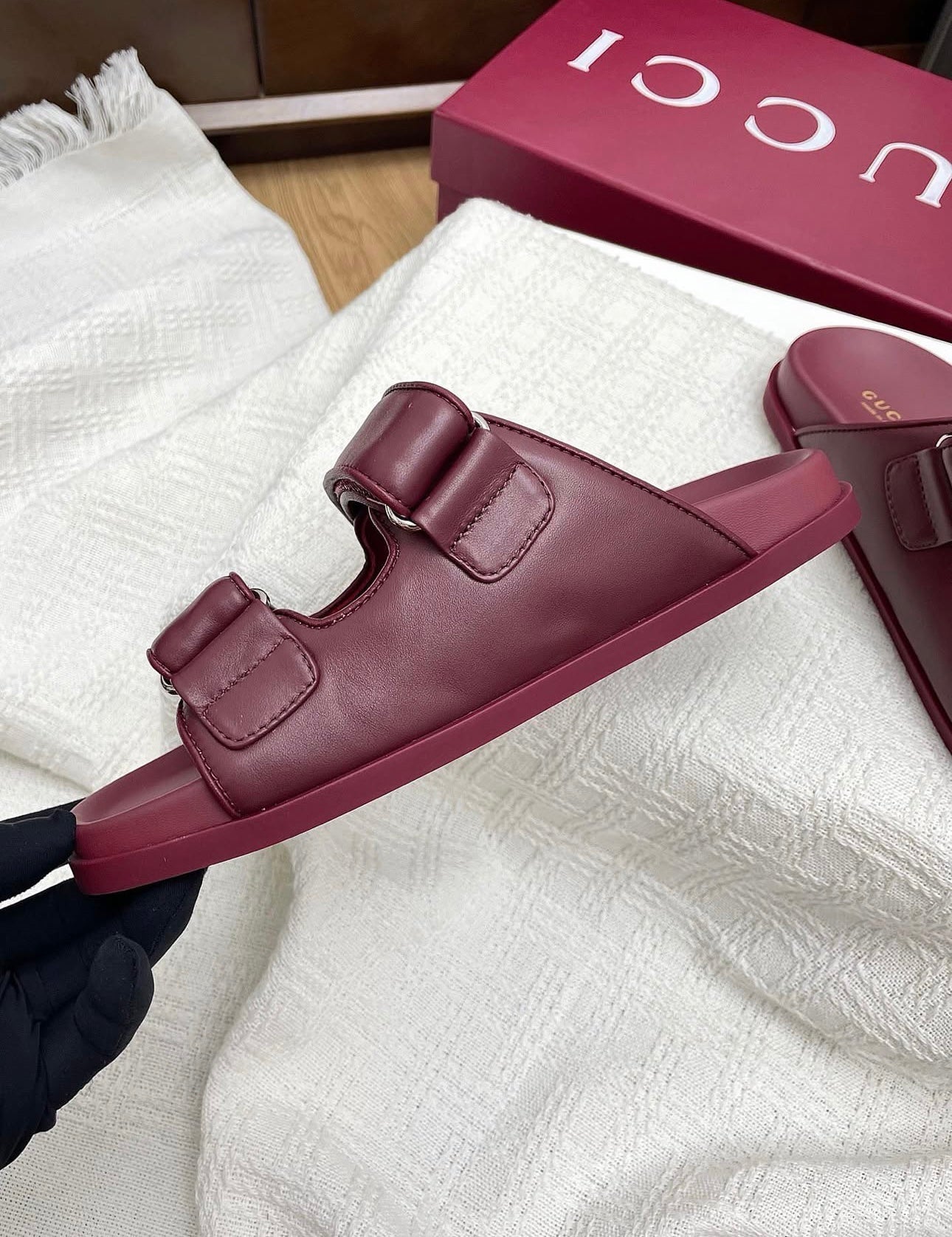 GG Sandals
