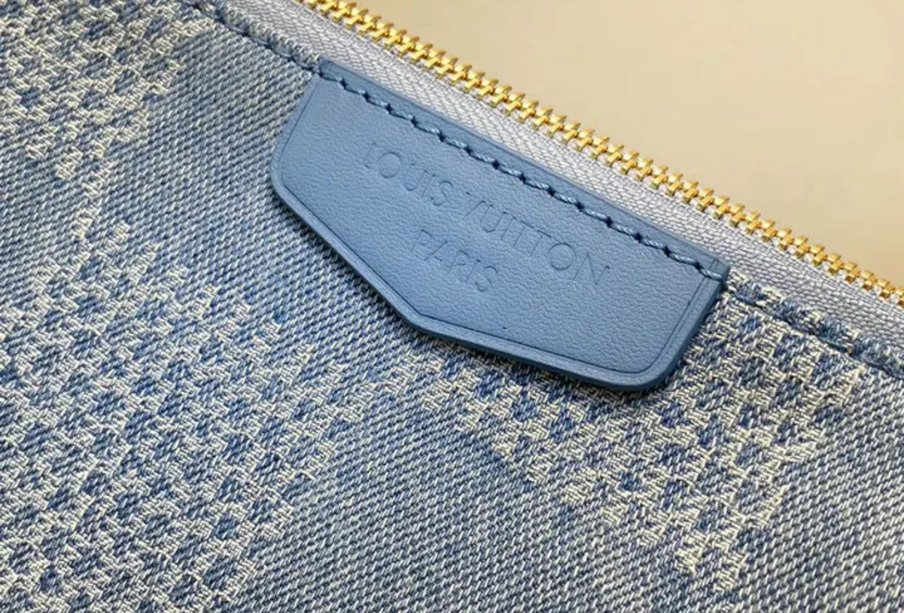 Pochette Accesories