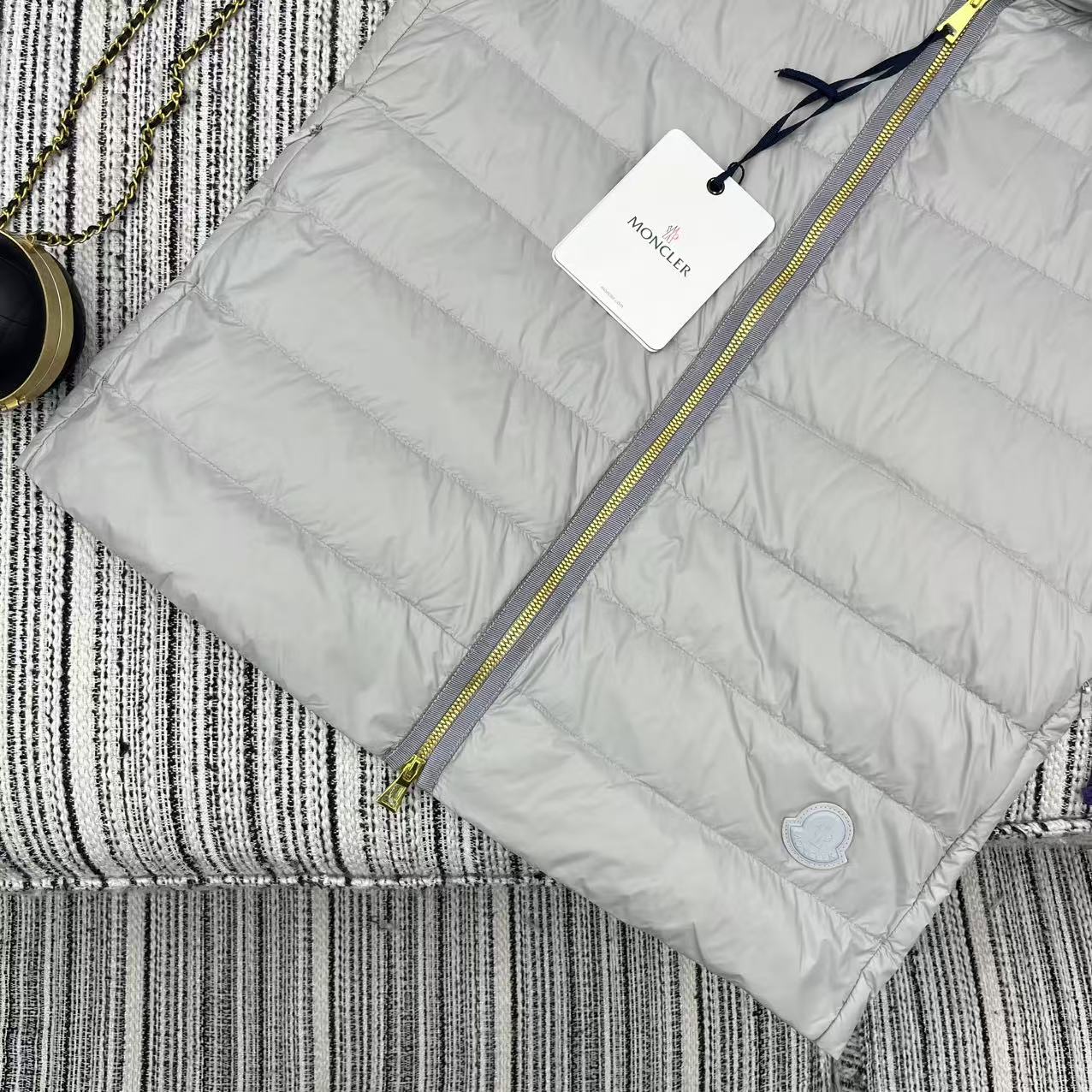 Response Jacket