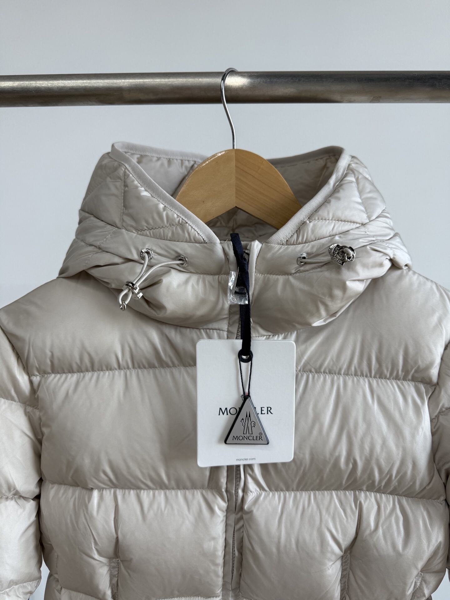 Avoce Jacket