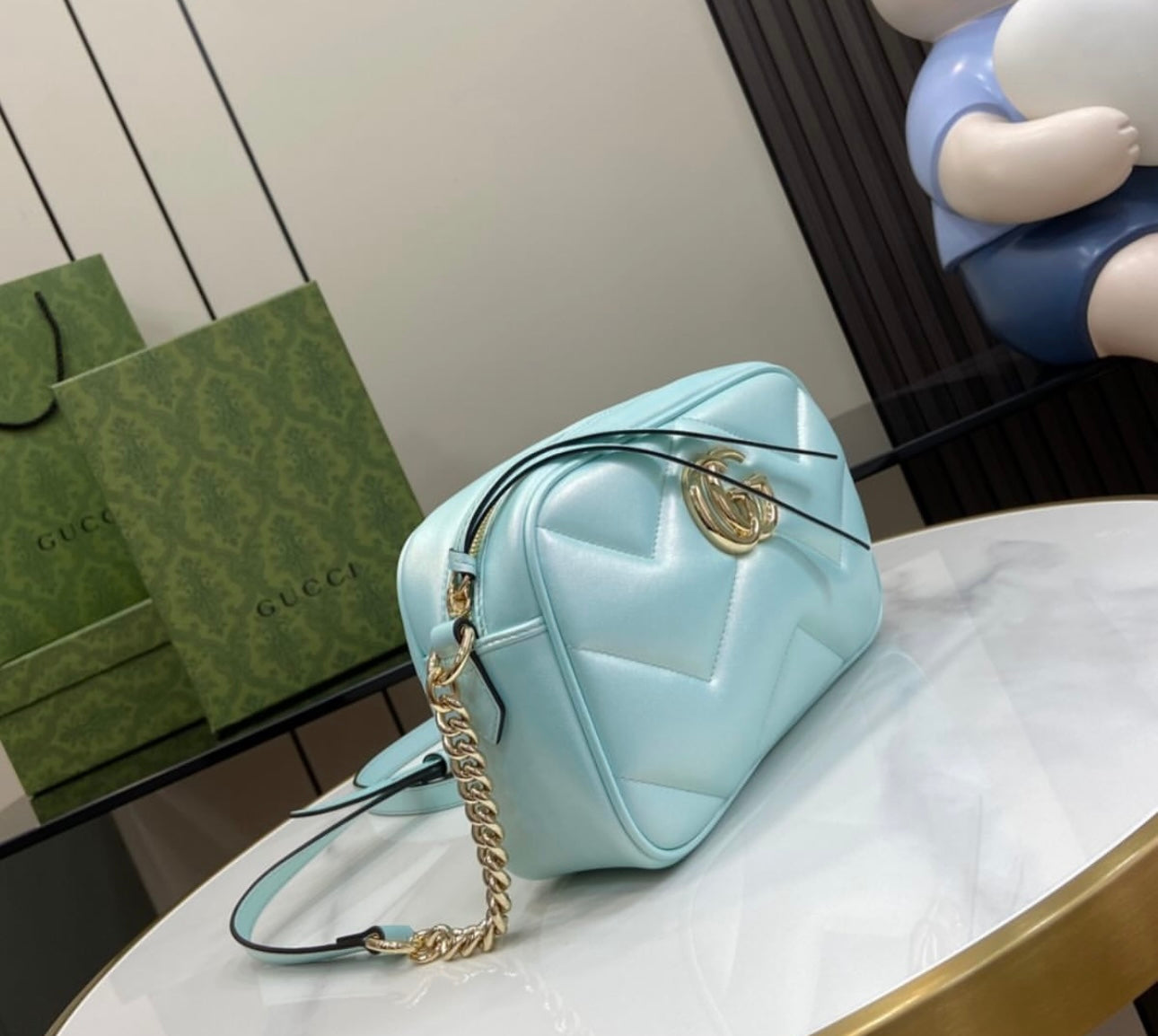Marmont Pearlescent
