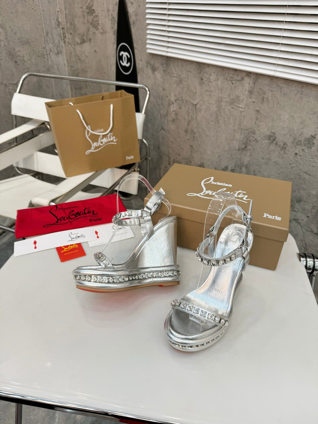 Stud Wedges