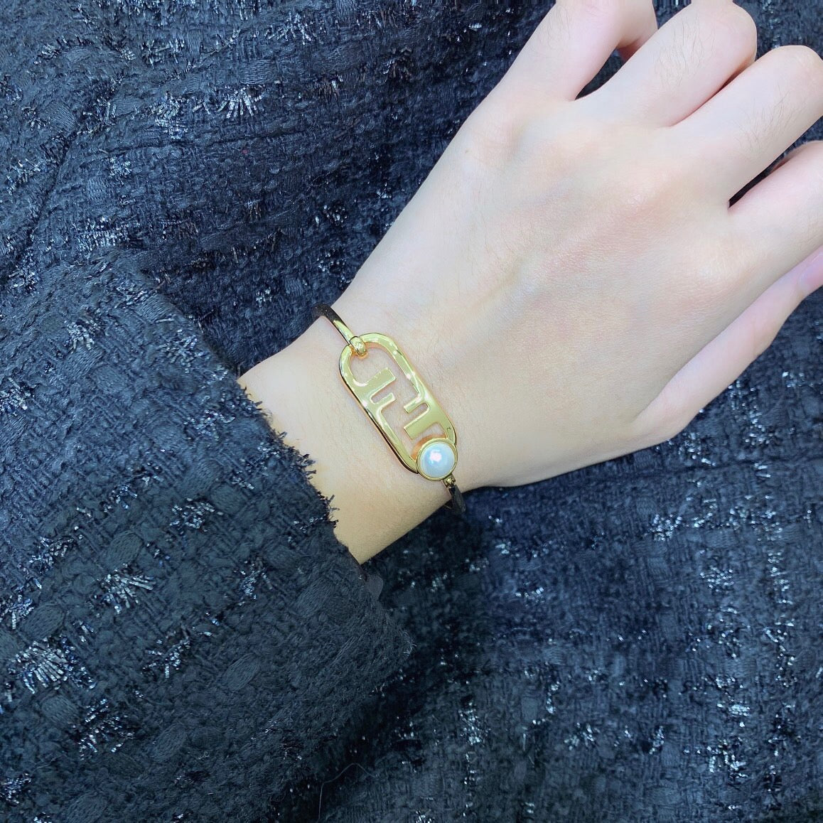 FF Pearl Bangle