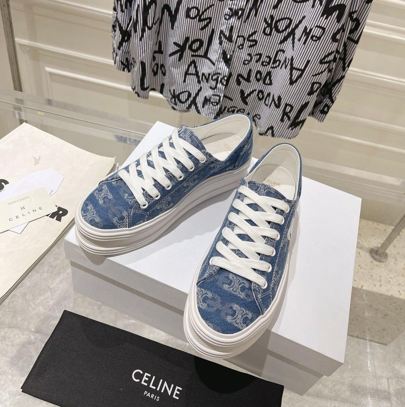 Triomphe Trainers