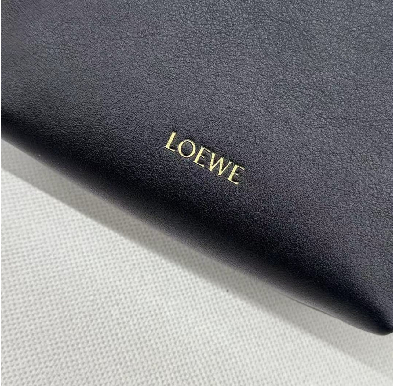Pebble Pouch