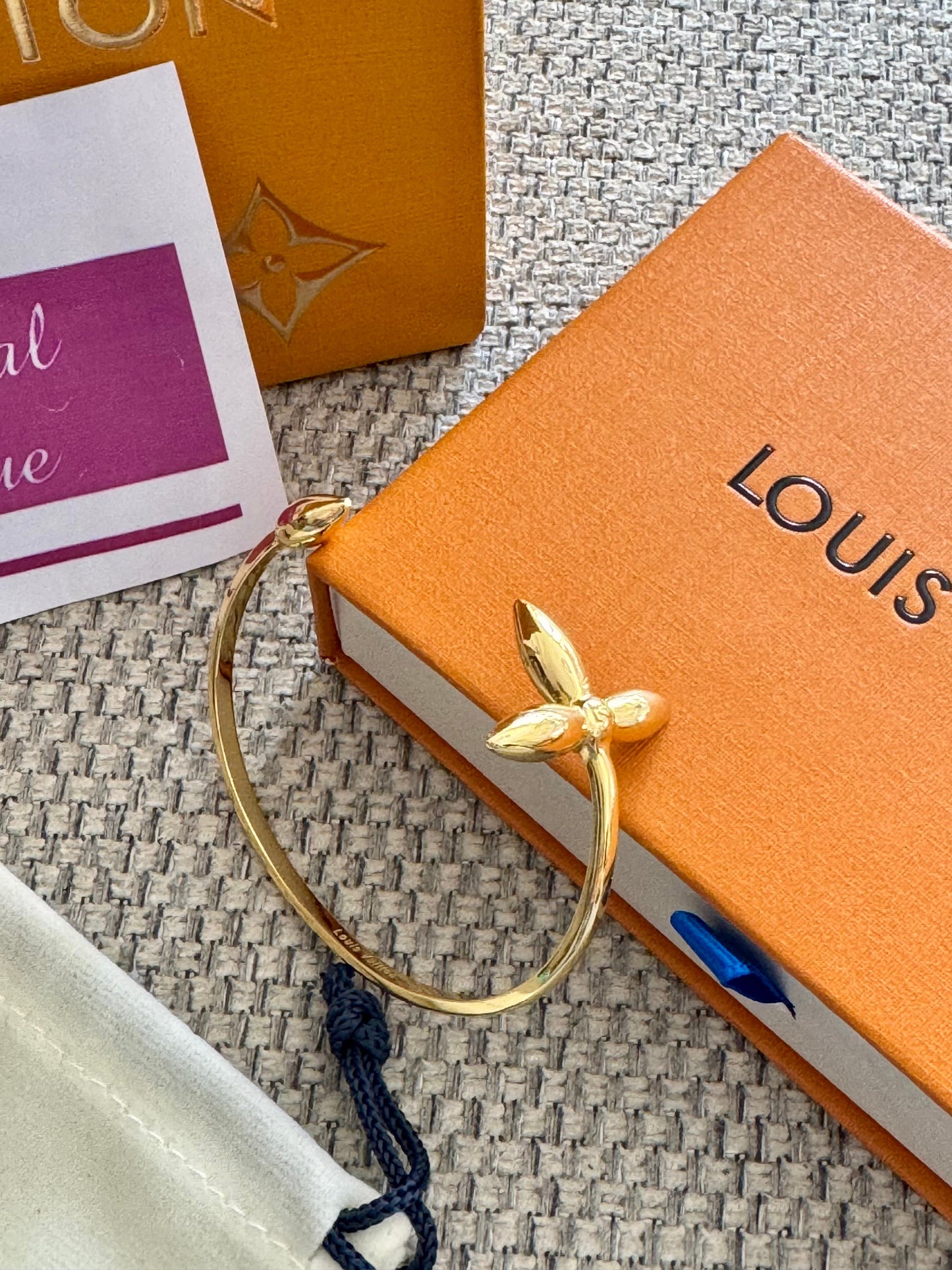 Logo Bracelet