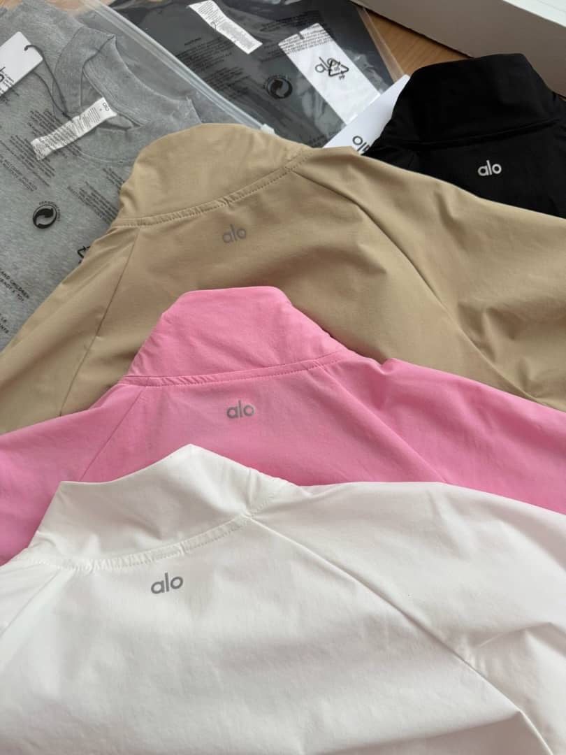 Light zip up jacket