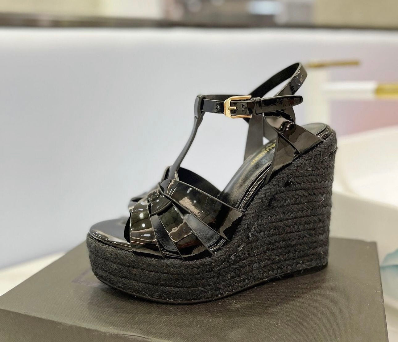 Tribute Wedges