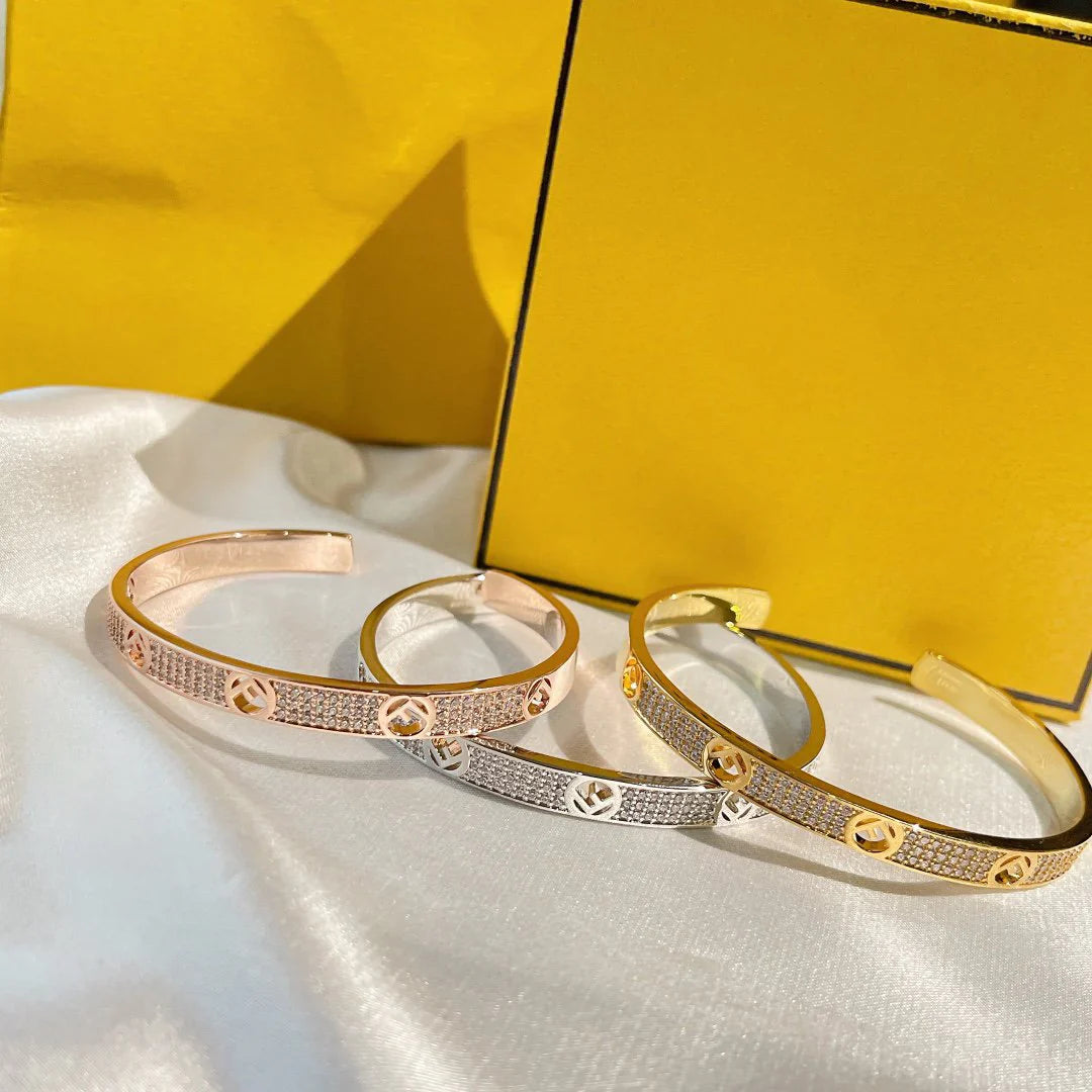 Logo Bracelet