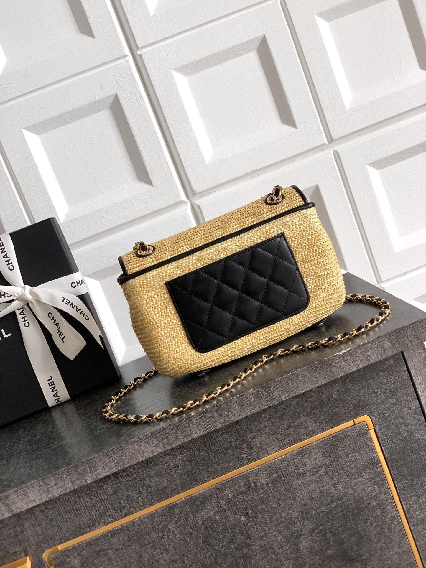 Raffia Classic Flap