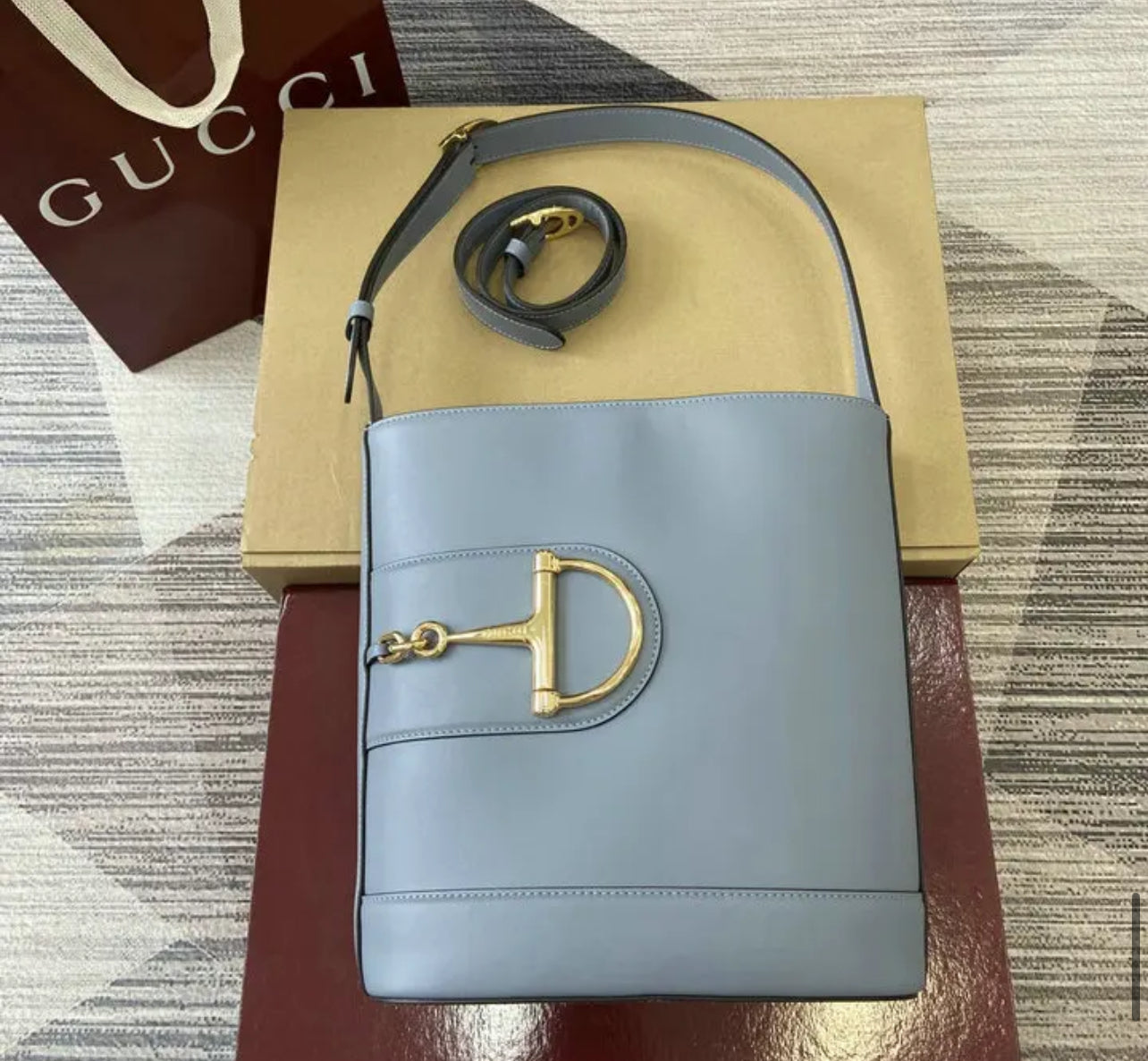 Medium Bucket Bag