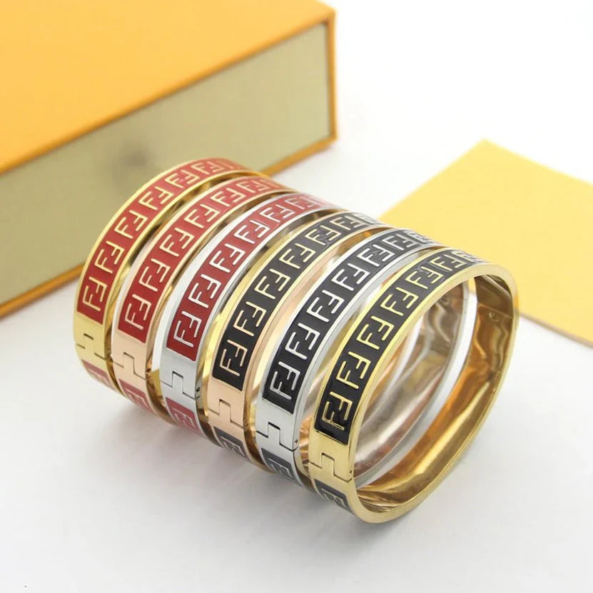 Logo Bracelet