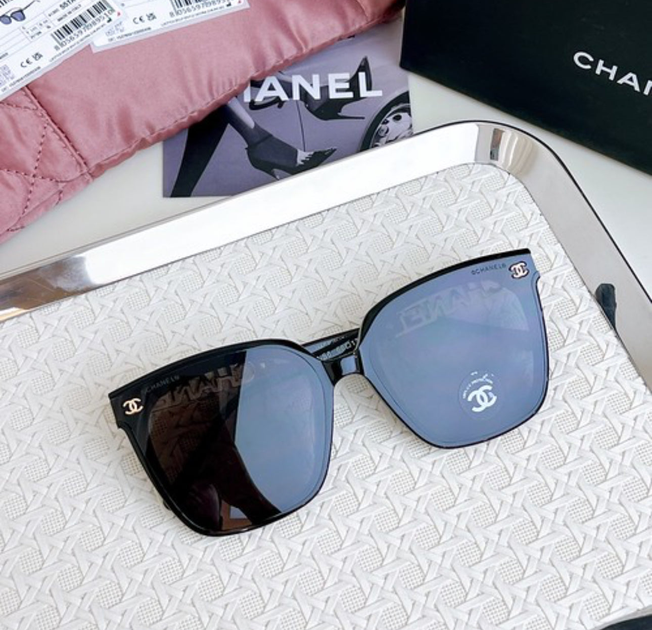 Logo Sunglasses
